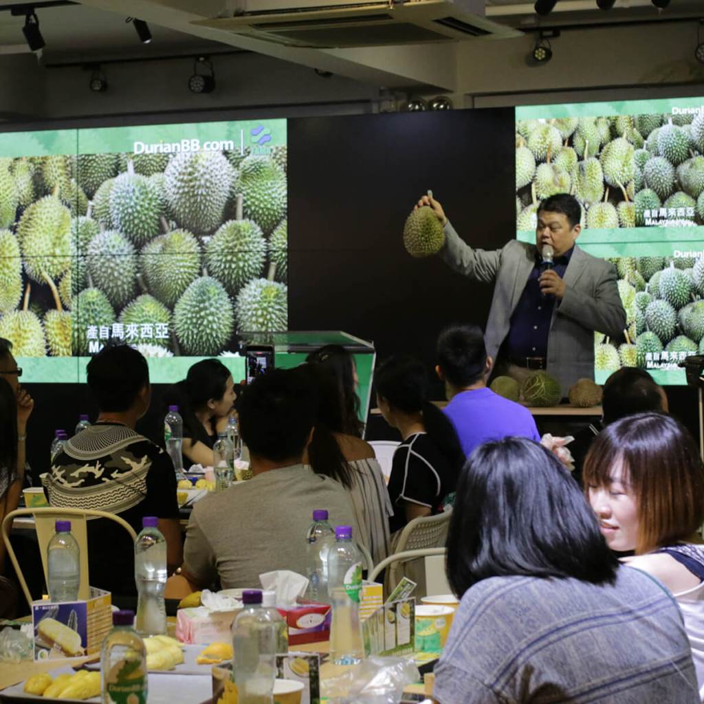 Dato Paul sharing durian knowledge & facts